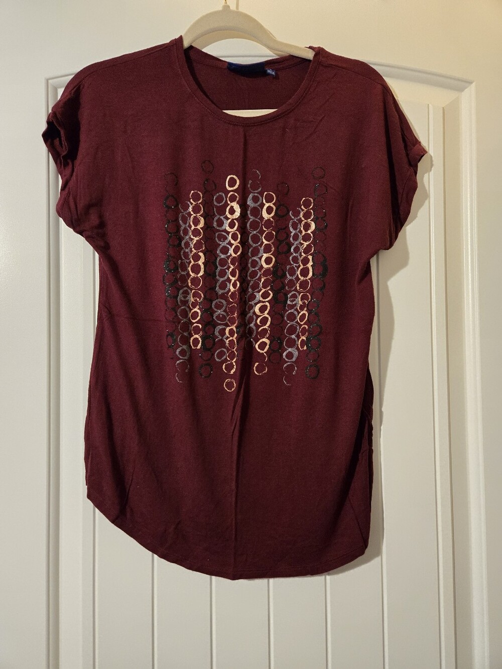 Apt. 9 Maroon Short-Sleeve Tee with Metallic Circle Print